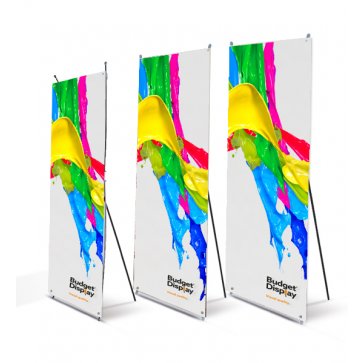 Geen cassette aan de onderkant, staat zeer stabiel. Doek makkelijk te vervangen.